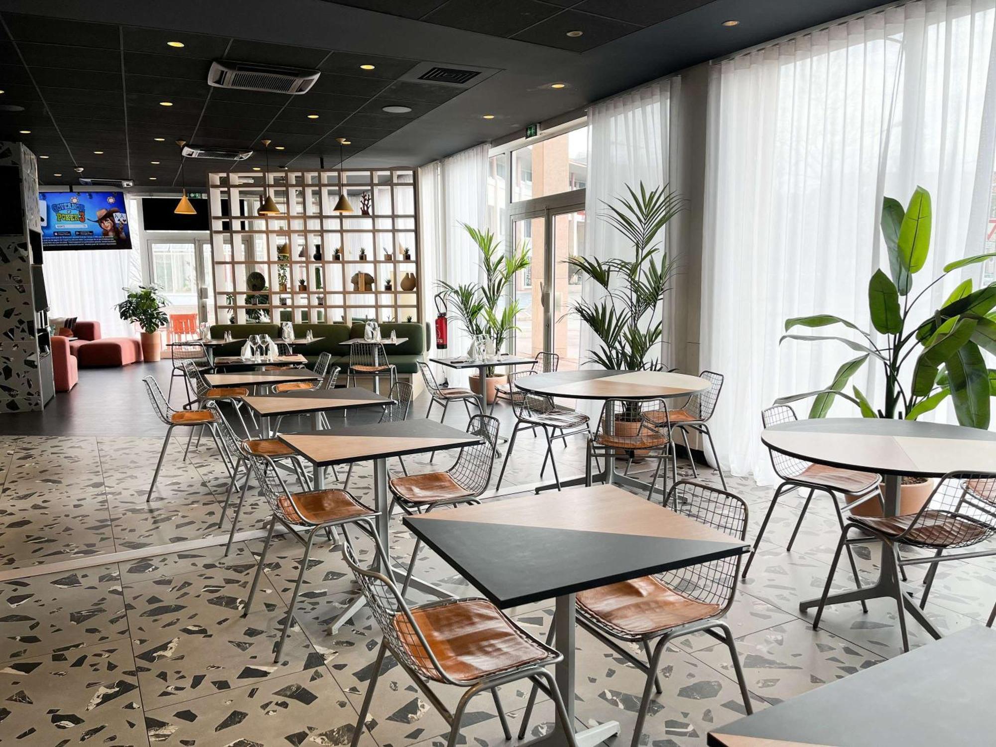 Ibis Martigues Centre Hotel Ngoại thất bức ảnh