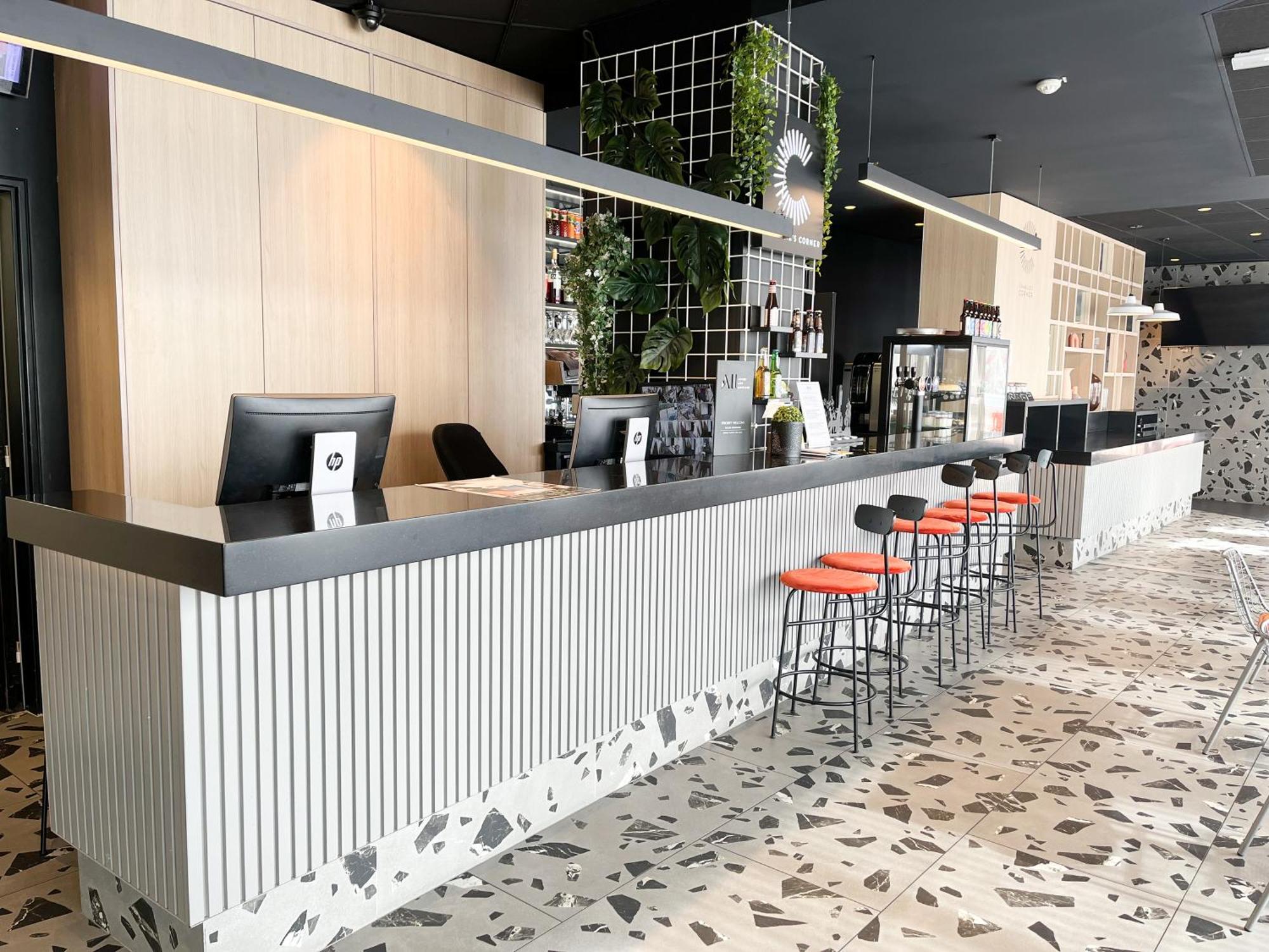 Ibis Martigues Centre Hotel Ngoại thất bức ảnh