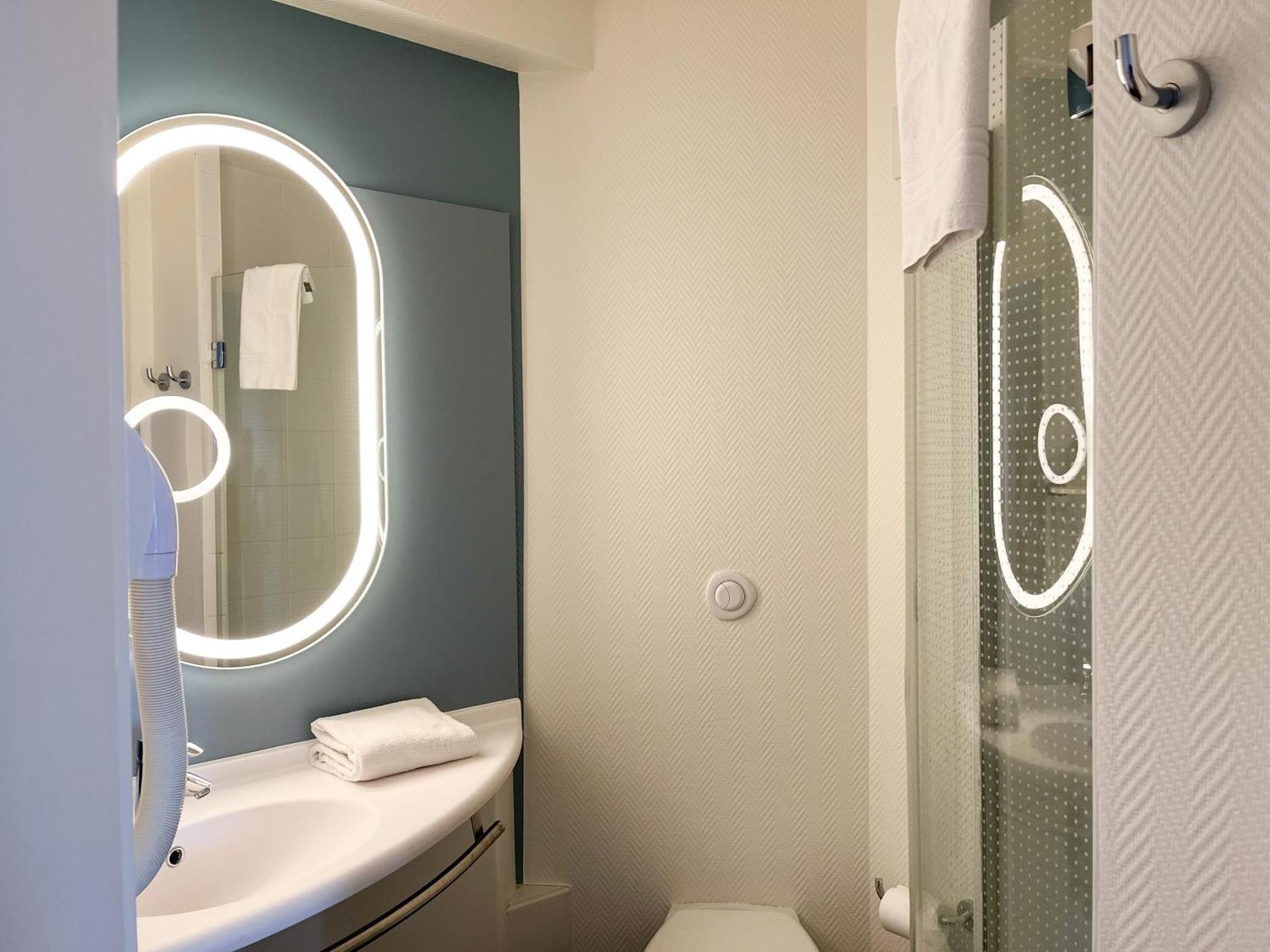 Ibis Martigues Centre Hotel Ngoại thất bức ảnh