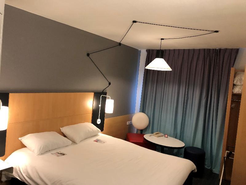 Ibis Martigues Centre Hotel Ngoại thất bức ảnh
