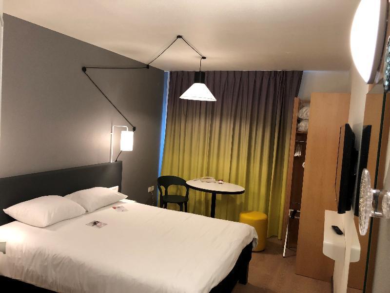 Ibis Martigues Centre Hotel Ngoại thất bức ảnh
